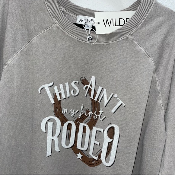 WILDFOX This Ain’t my First Rodeo Sweatshirt Medium NWT - Picture 5 of 8